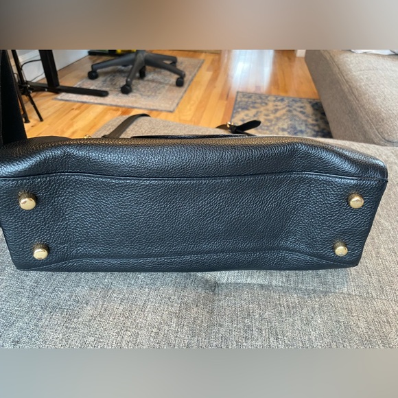 Coach Mia Sachel - Picture 13 of 15